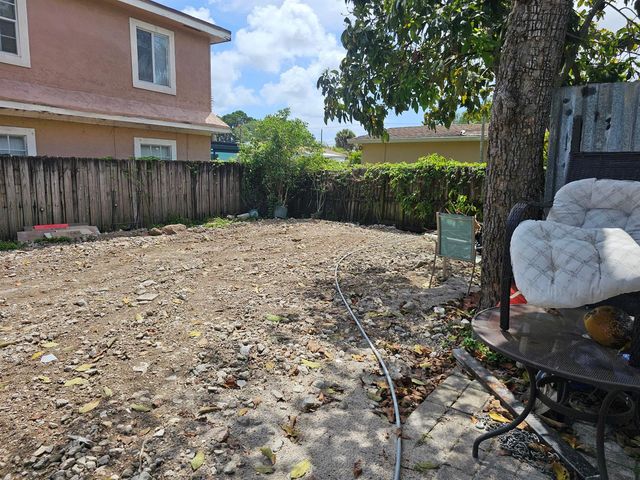 2512 Arthur Street, Hollywood, FL 33020