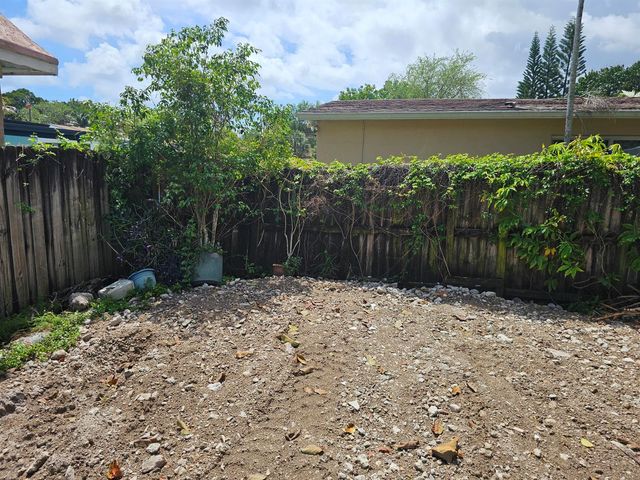 2512 Arthur Street, Hollywood, FL 33020