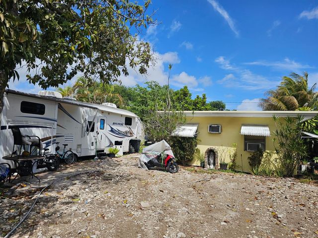 2512 Arthur Street, Hollywood, FL 33020