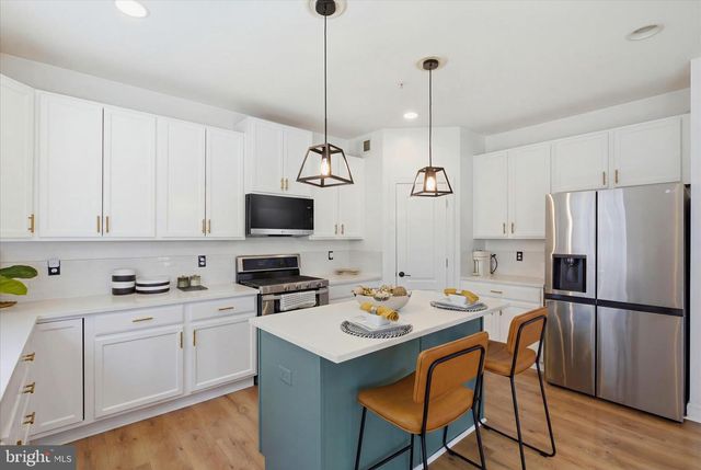 6735 MCCORMICK DR, Bryans Road, MD 20616