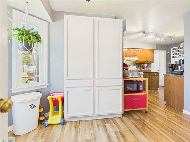 5509 Quarterpath GATE, Virginia Beach, VA 23455