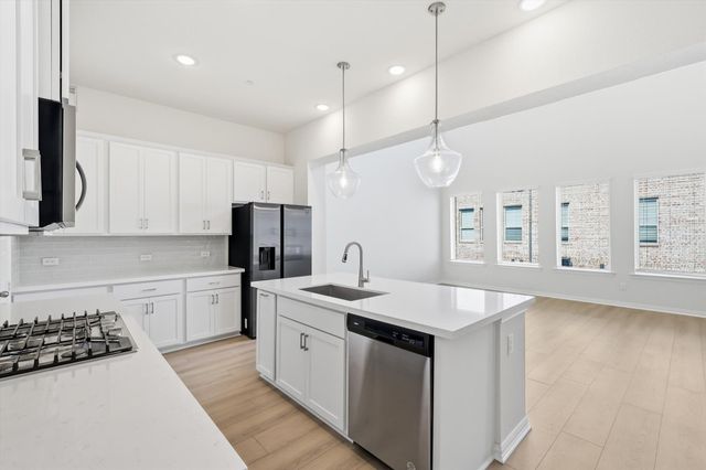 321 Ukiah Street, Lewisville, TX 75056