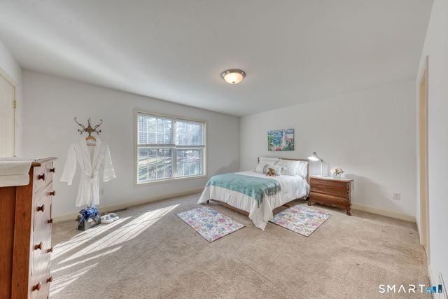 18 Compass Court 18, East Lyme, CT 06357