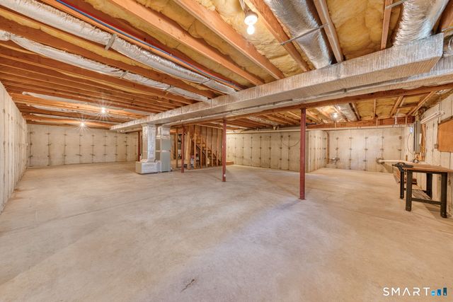 18 Compass Court 18, East Lyme, CT 06357