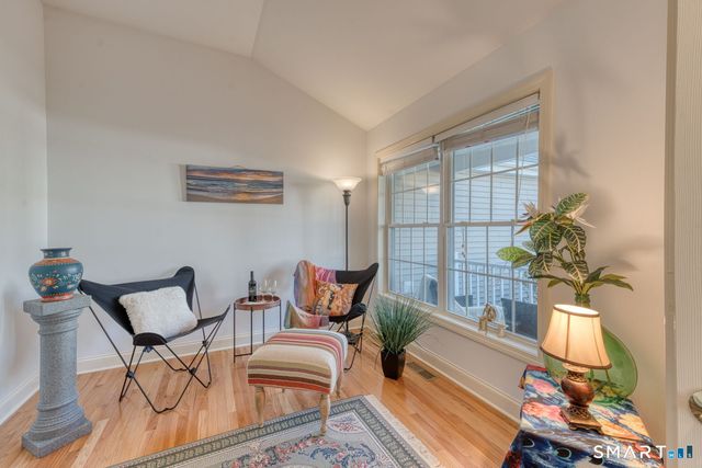 18 Compass Court 18, East Lyme, CT 06357