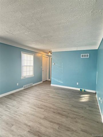 19336 Binder Street, Detroit, MI 48234