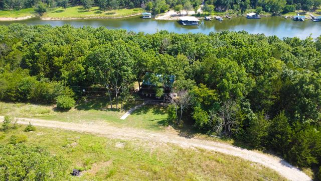 1345 E 310th Street, Flemington, MO 65650