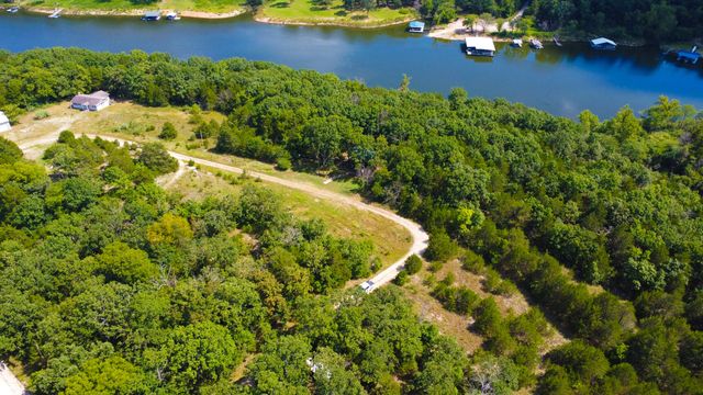 1345 E 310th Street, Flemington, MO 65650