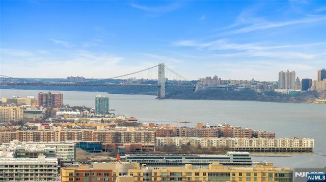 7000 Boulevard East 32C, Guttenberg, NJ 07093