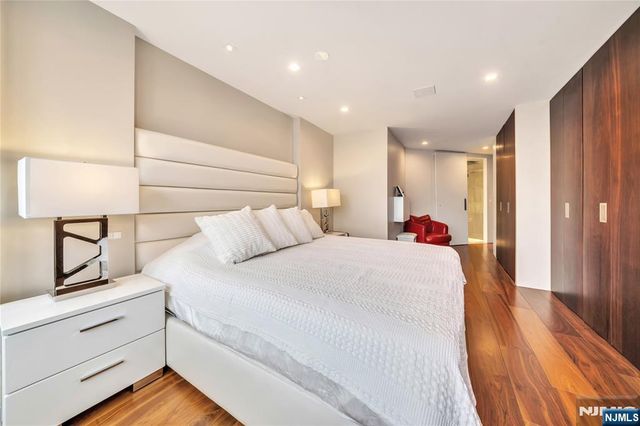 7000 Boulevard East 32C, Guttenberg, NJ 07093