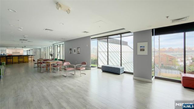 7000 Boulevard East 32C, Guttenberg, NJ 07093