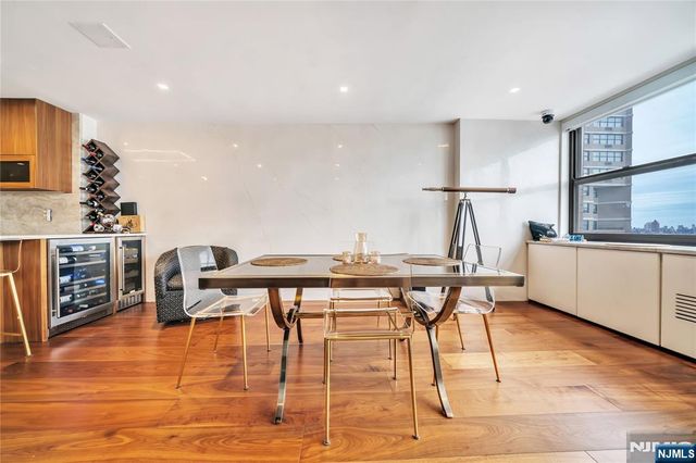 7000 Boulevard East 32C, Guttenberg, NJ 07093