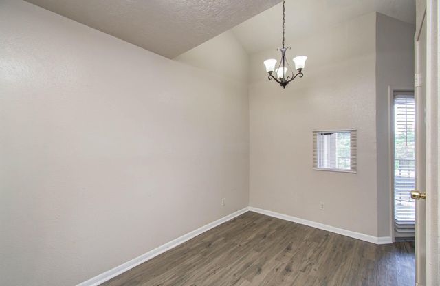 2021 Spenwick Drive 322, Houston, TX 77055