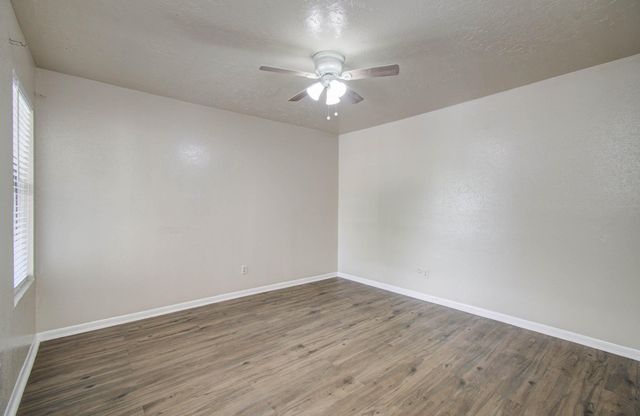 2021 Spenwick Drive 322, Houston, TX 77055