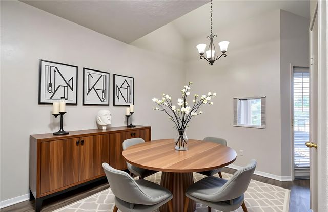 2021 Spenwick Drive 322, Houston, TX 77055