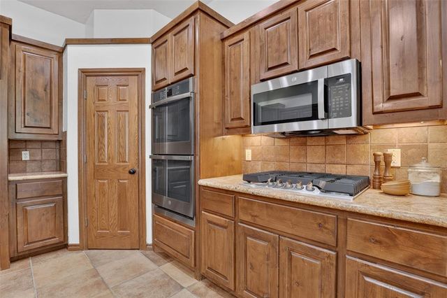 19416 Redbud Creek Circle, Harrah, OK 73045