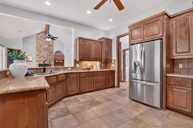19416 Redbud Creek Circle, Harrah, OK 73045