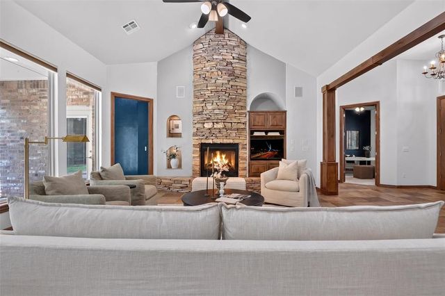 19416 Redbud Creek Circle, Harrah, OK 73045