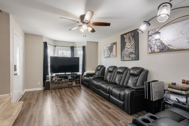1253 Archwood Dr, Clarksville, TN 37042