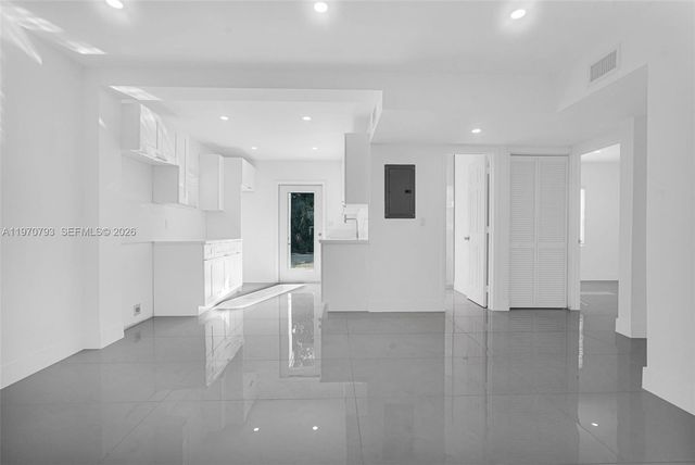 15955 NW 21st Ave, Miami Gardens, FL 33054