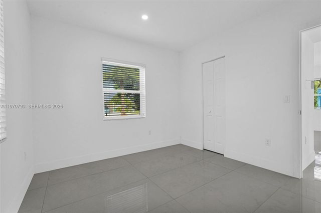 15955 NW 21st Ave, Miami Gardens, FL 33054