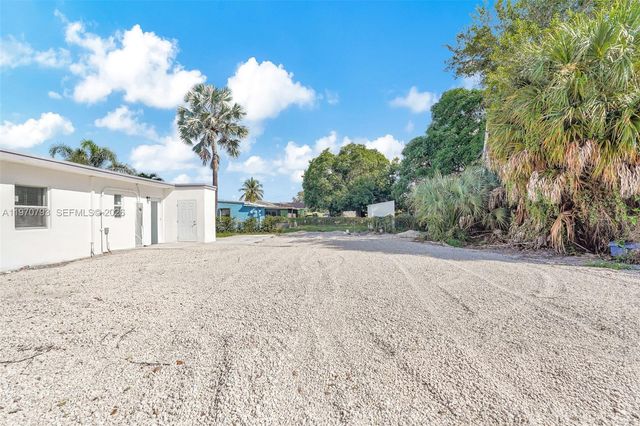 15955 NW 21st Ave, Miami Gardens, FL 33054