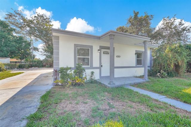 15955 NW 21st Ave, Miami Gardens, FL 33054