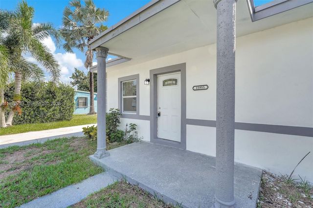 15955 NW 21st Ave, Miami Gardens, FL 33054