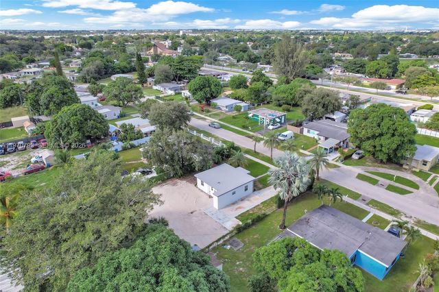 15955 NW 21st Ave, Miami Gardens, FL 33054