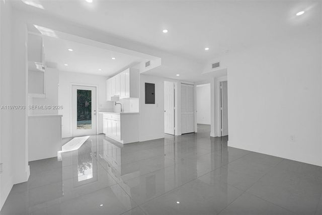 15955 NW 21st Ave, Miami Gardens, FL 33054