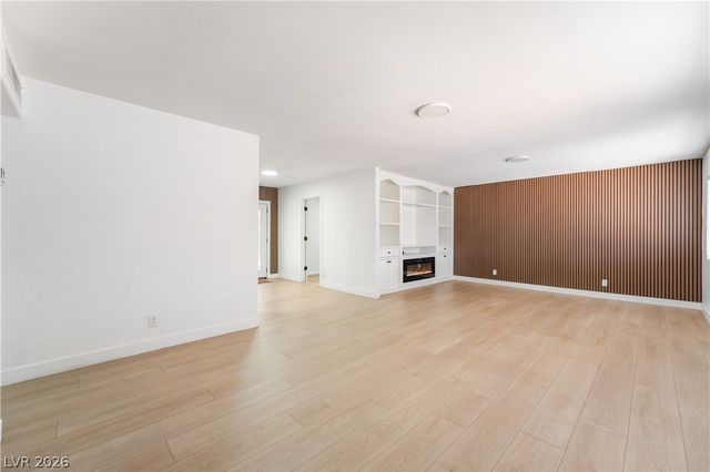 6101 Chelsea Circle, Las Vegas, NV 89107