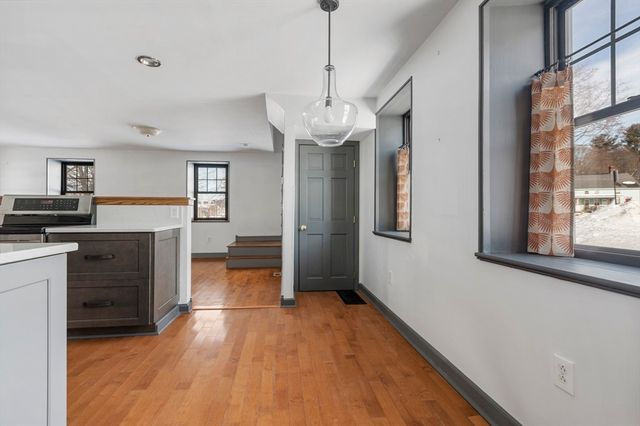 2294 Providence Rd, Northbridge, MA 01534