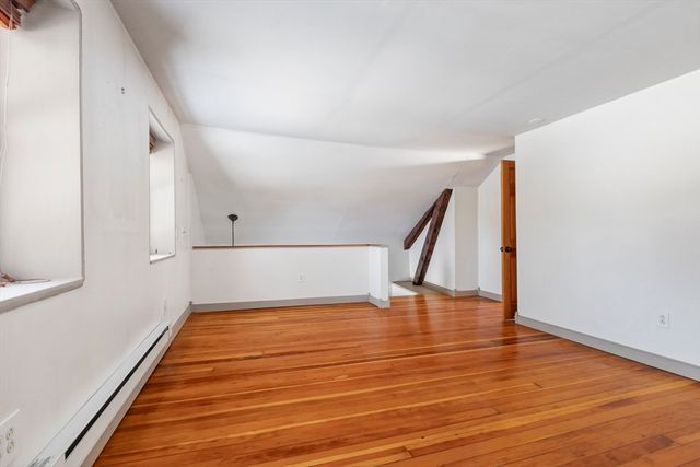 2294 Providence Rd, Northbridge, MA 01534