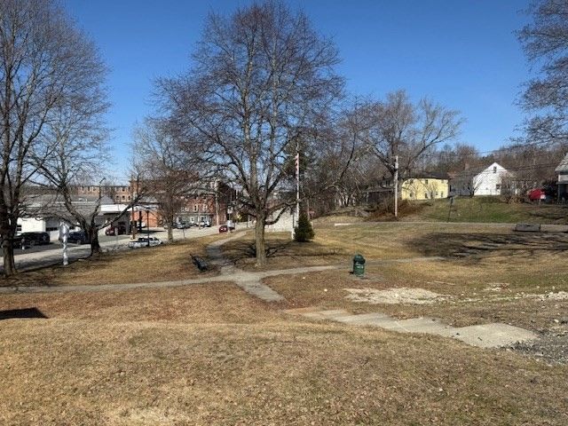 2294 Providence Rd, Northbridge, MA 01534