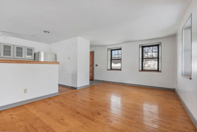 2294 Providence Rd, Northbridge, MA 01534