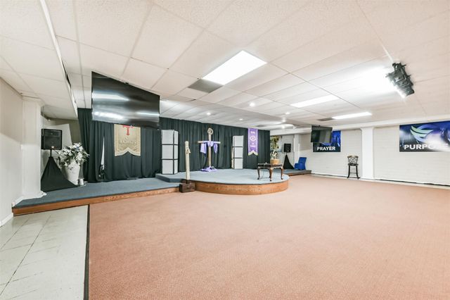 130 S 4th Street 1, La Porte, TX 77571