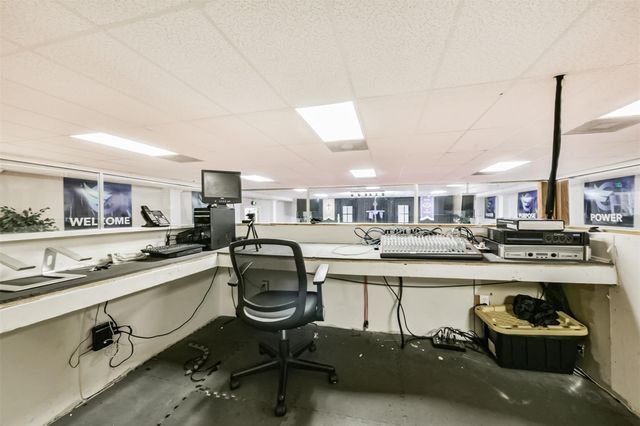 130 S 4th Street 1, La Porte, TX 77571