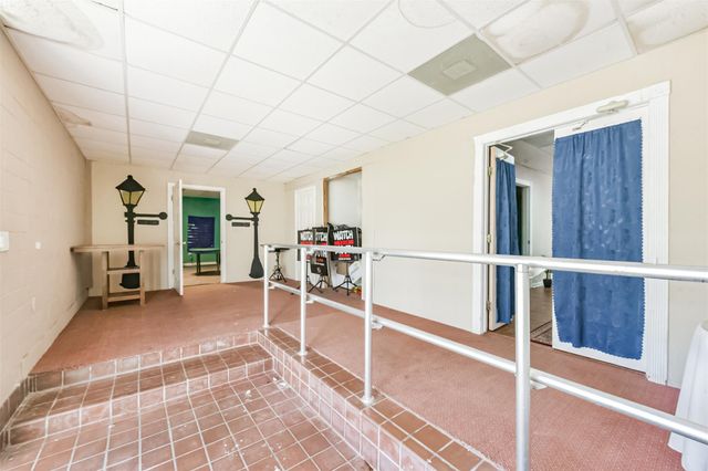 130 S 4th Street 1, La Porte, TX 77571