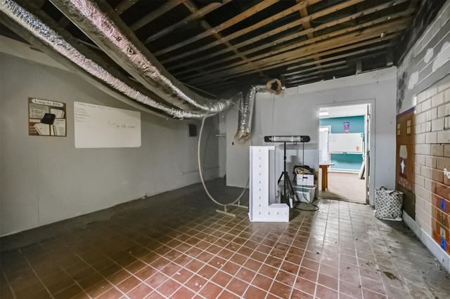 130 S 4th Street 1, La Porte, TX 77571