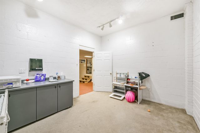 130 S 4th Street 1, La Porte, TX 77571