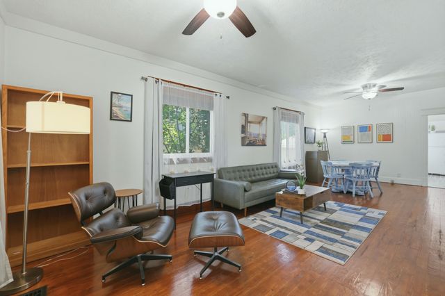 118 W 18th Street, Holland, MI 49423