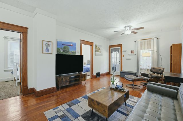 118 W 18th Street, Holland, MI 49423