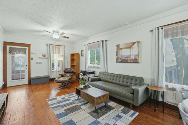 118 W 18th Street, Holland, MI 49423
