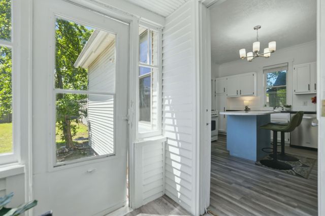 118 W 18th Street, Holland, MI 49423