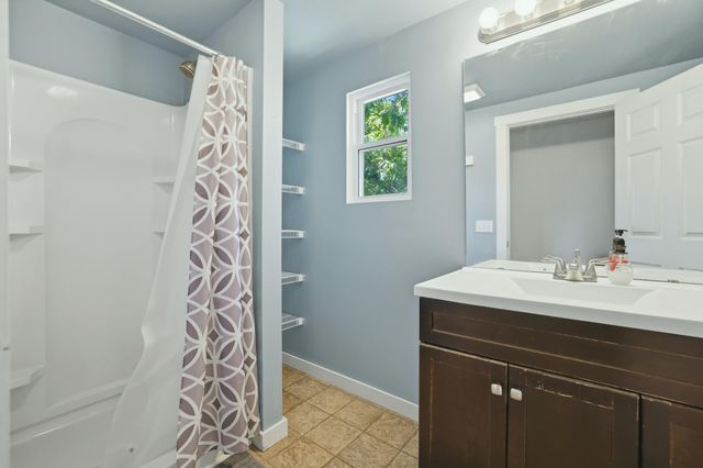 118 W 18th Street, Holland, MI 49423