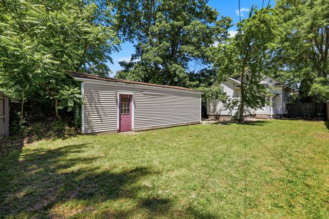 118 W 18th Street, Holland, MI 49423