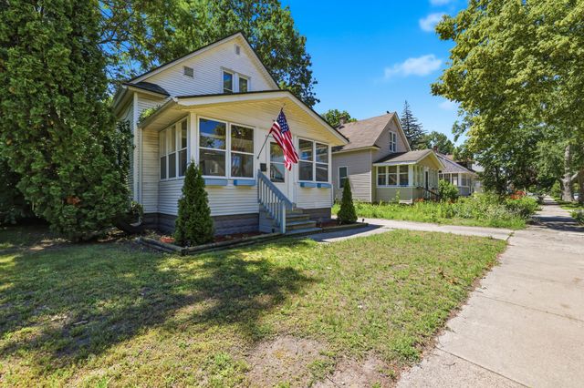 118 W 18th Street, Holland, MI 49423