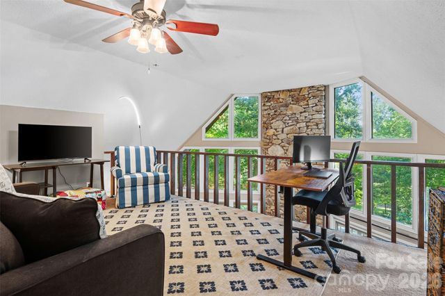 55 Overlook Drive, Candler, NC 28715