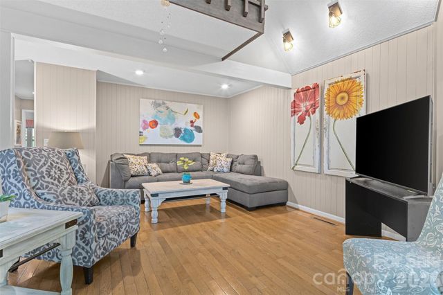 55 Overlook Drive, Candler, NC 28715