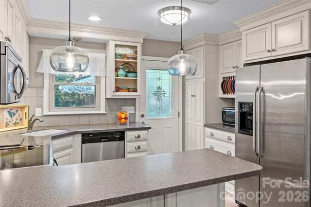 55 Overlook Drive, Candler, NC 28715